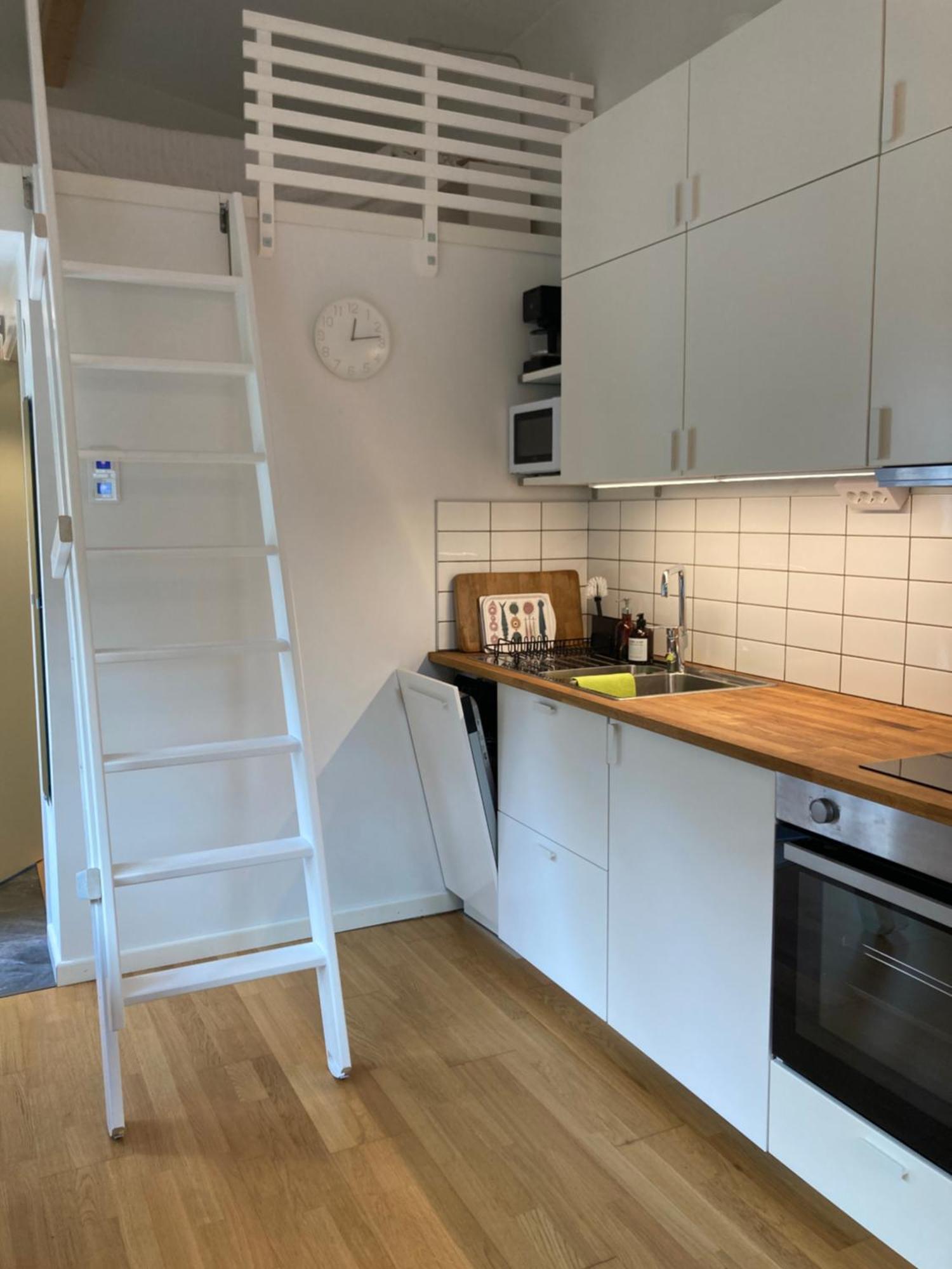 Tiny Grey House With Loft, 15 Min From City Center ヨーテボリ エクステリア 写真